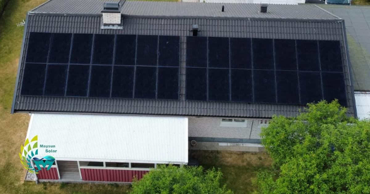 Panneau Solaire en Bardeaux Technologie Tout-Noir