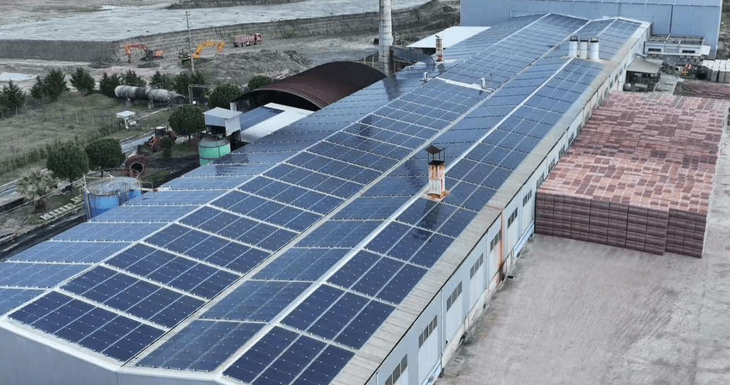 Tetti di stabilimenti industriali