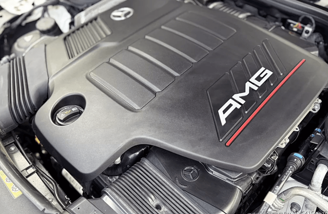 M-Benz AMG GT 4-Door Coupe 2021款 43 4MATIC+ 白色