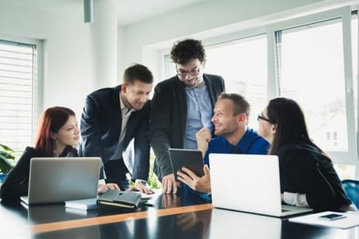 How to Use LinkedIn to Land Your - 358354 280691 