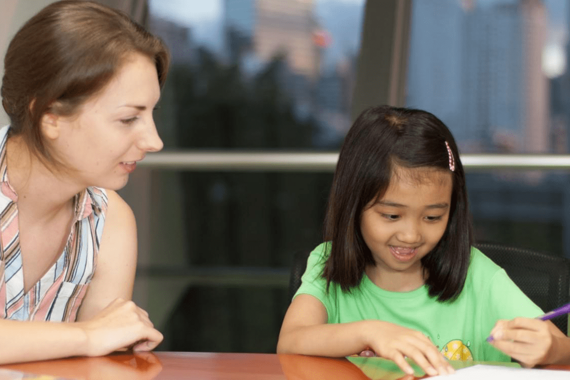 Fiona Rawlinson UK Native English Tutor tutoring Hong Kong Primary level child