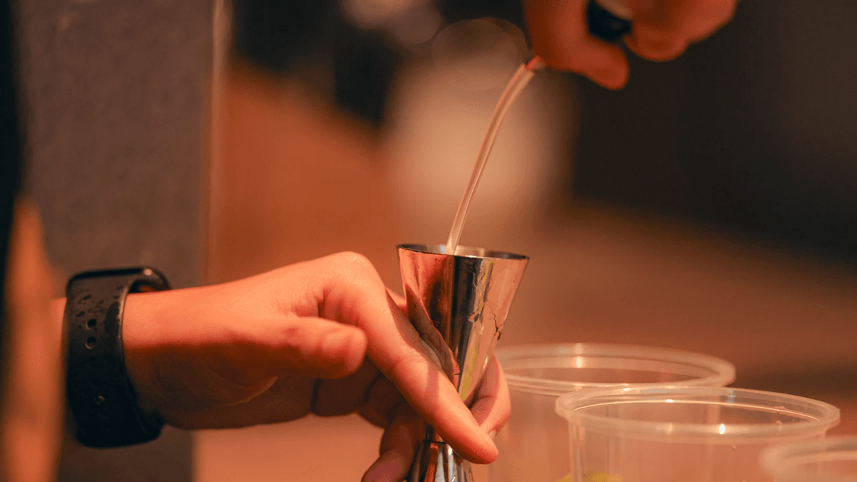 燒烤聚會酒水服務 行動酒吧支援 燒烤聚會酒水服務 行動酒吧支援