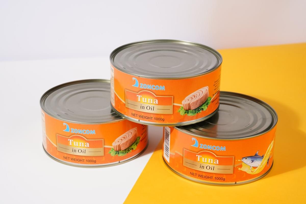 TUNA IN OIL