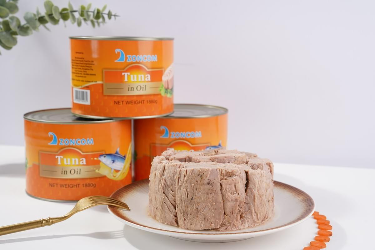 TUNA IN OIL