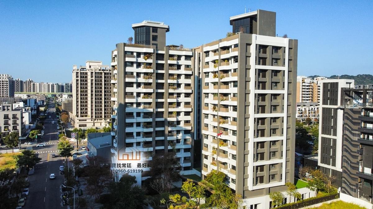 精銳嚮未來外觀