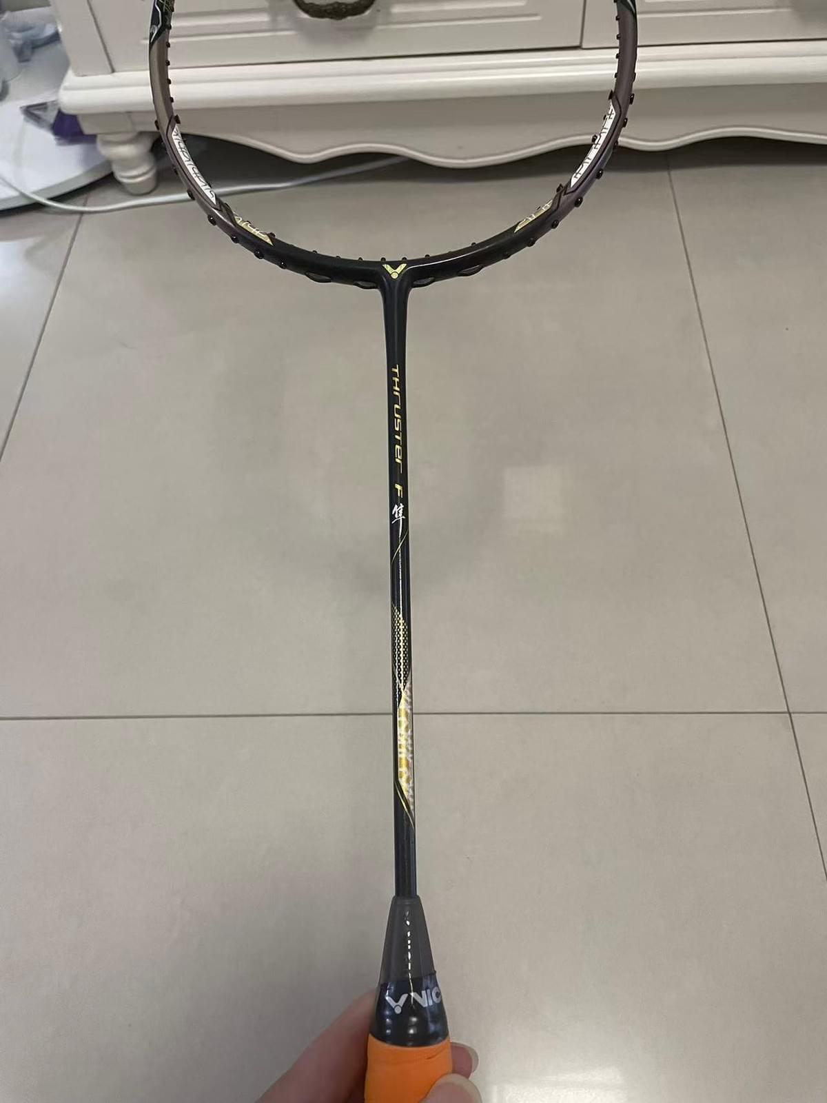 Our customer service team is always ready to provide you with professional advice and support, whether it is purchasing or after-sales, we will wholeheartedly serve you to ensure you have the best shopping experience. excellent customer service What are we doing Selling second-hand original factory high-end rackets