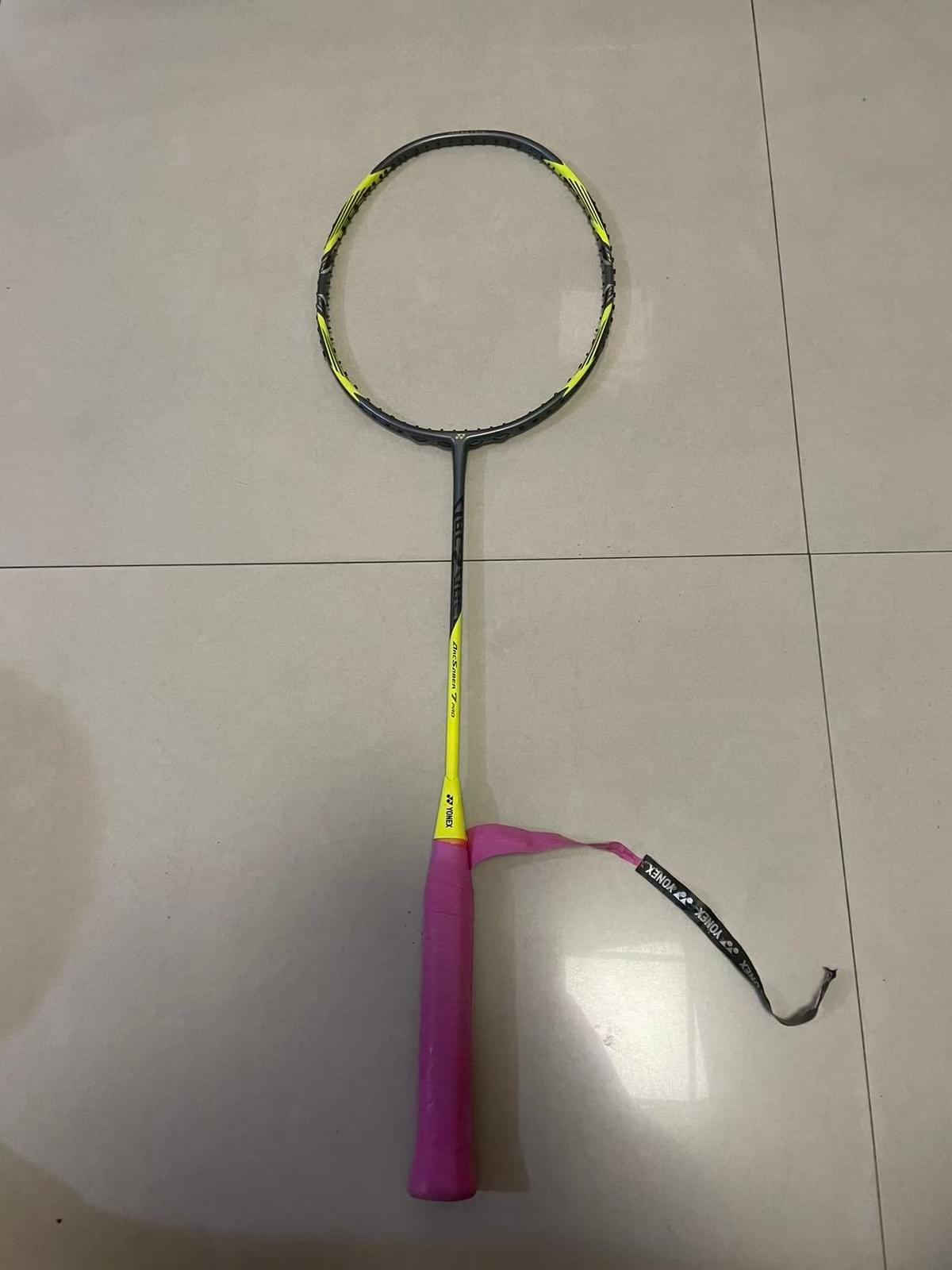 Our customer service team is always ready to provide you with professional advice and support, whether it is purchasing or after-sales, we will wholeheartedly serve you to ensure you have the best shopping experience. excellent customer service What are we doing Selling second-hand original factory high-end rackets