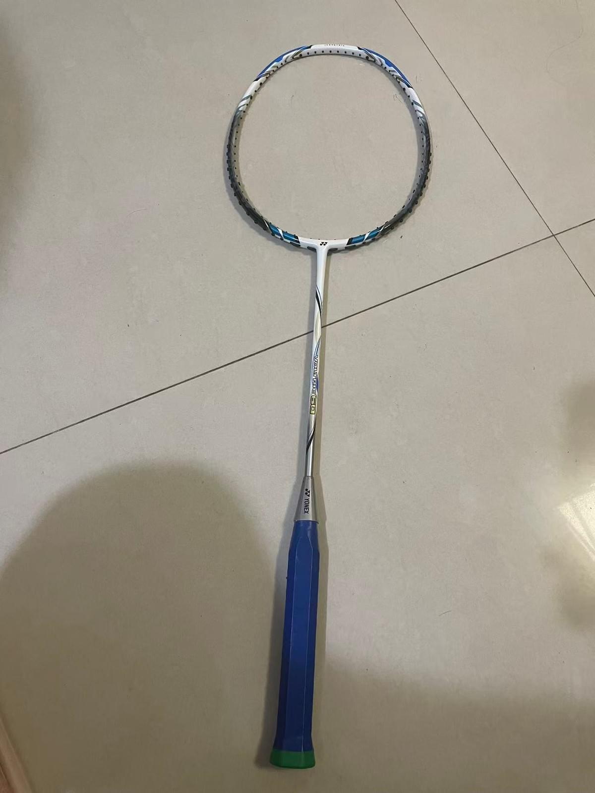 Our customer service team is always ready to provide you with professional advice and support, whether it is purchasing or after-sales, we will wholeheartedly serve you to ensure you have the best shopping experience. excellent customer service What are we doing Selling second-hand original factory high-end rackets