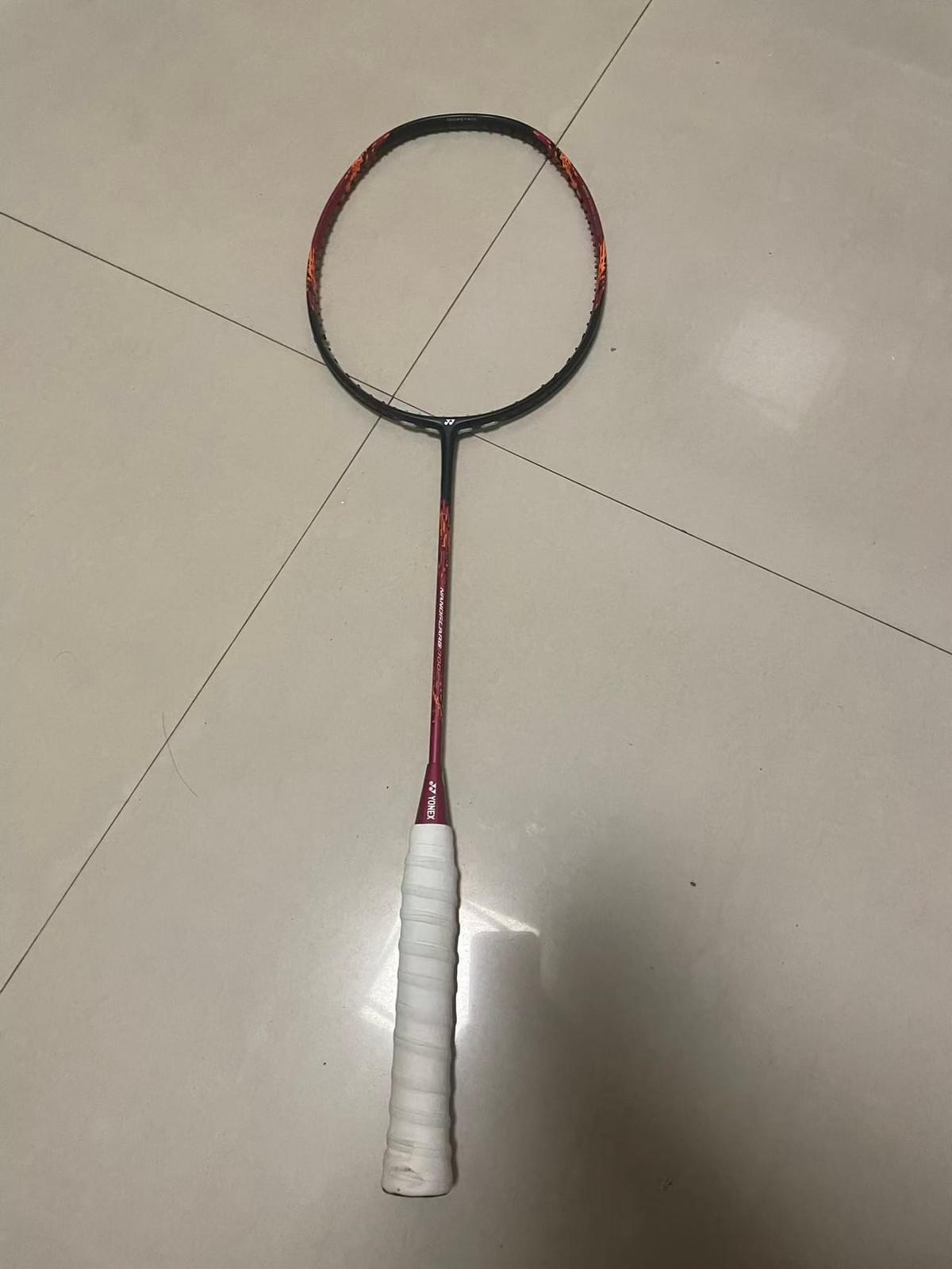 Our customer service team is always ready to provide you with professional advice and support, whether it is purchasing or after-sales, we will wholeheartedly serve you to ensure you have the best shopping experience. excellent customer service What are we doing Selling second-hand original factory high-end rackets