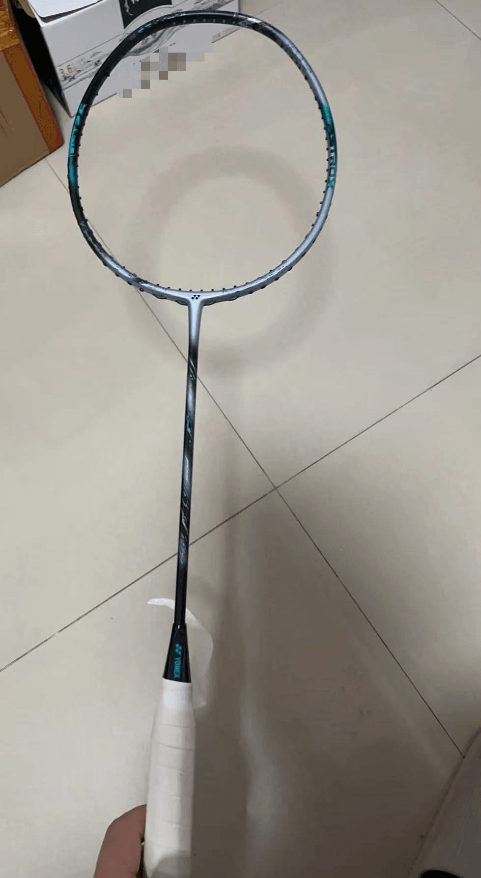 Our customer service team is always ready to provide you with professional advice and support, whether it is purchasing or after-sales, we will wholeheartedly serve you to ensure you have the best shopping experience. excellent customer service What are we doing Selling second-hand original factory high-end rackets
