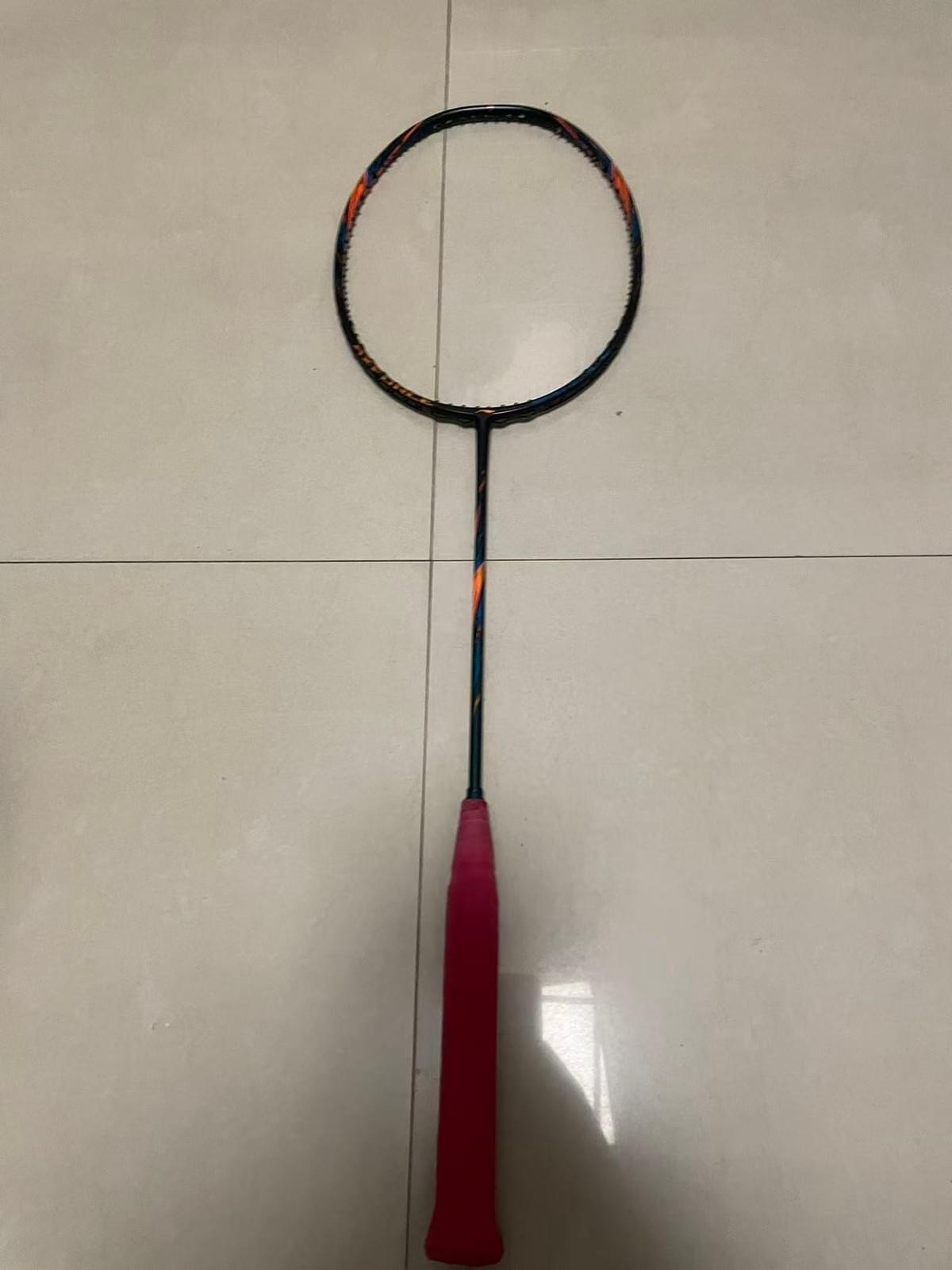 Our customer service team is always ready to provide you with professional advice and support, whether it is purchasing or after-sales, we will wholeheartedly serve you to ensure you have the best shopping experience. excellent customer service What are we doing Selling second-hand original factory high-end rackets