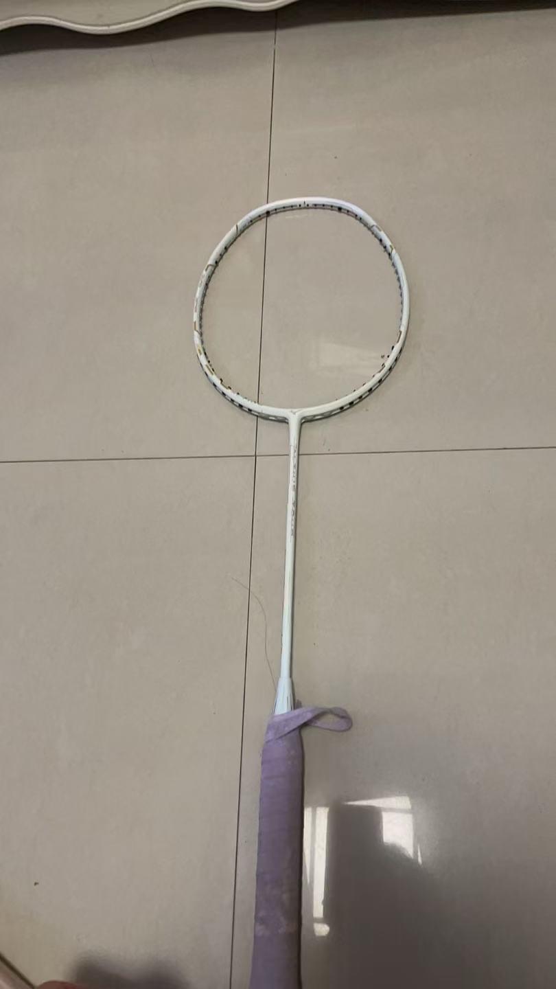 Our customer service team is always ready to provide you with professional advice and support, whether it is purchasing or after-sales, we will wholeheartedly serve you to ensure you have the best shopping experience. excellent customer service What are we doing Selling second-hand original factory high-end rackets