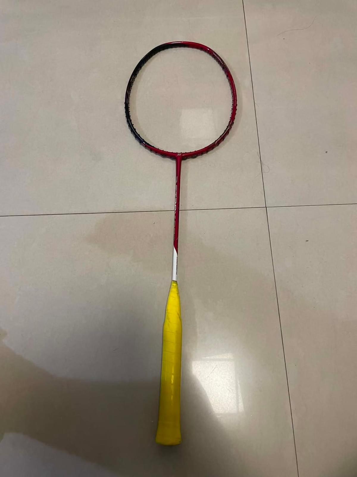 Our customer service team is always ready to provide you with professional advice and support, whether it is purchasing or after-sales, we will wholeheartedly serve you to ensure you have the best shopping experience. excellent customer service What are we doing Selling second-hand original factory high-end rackets