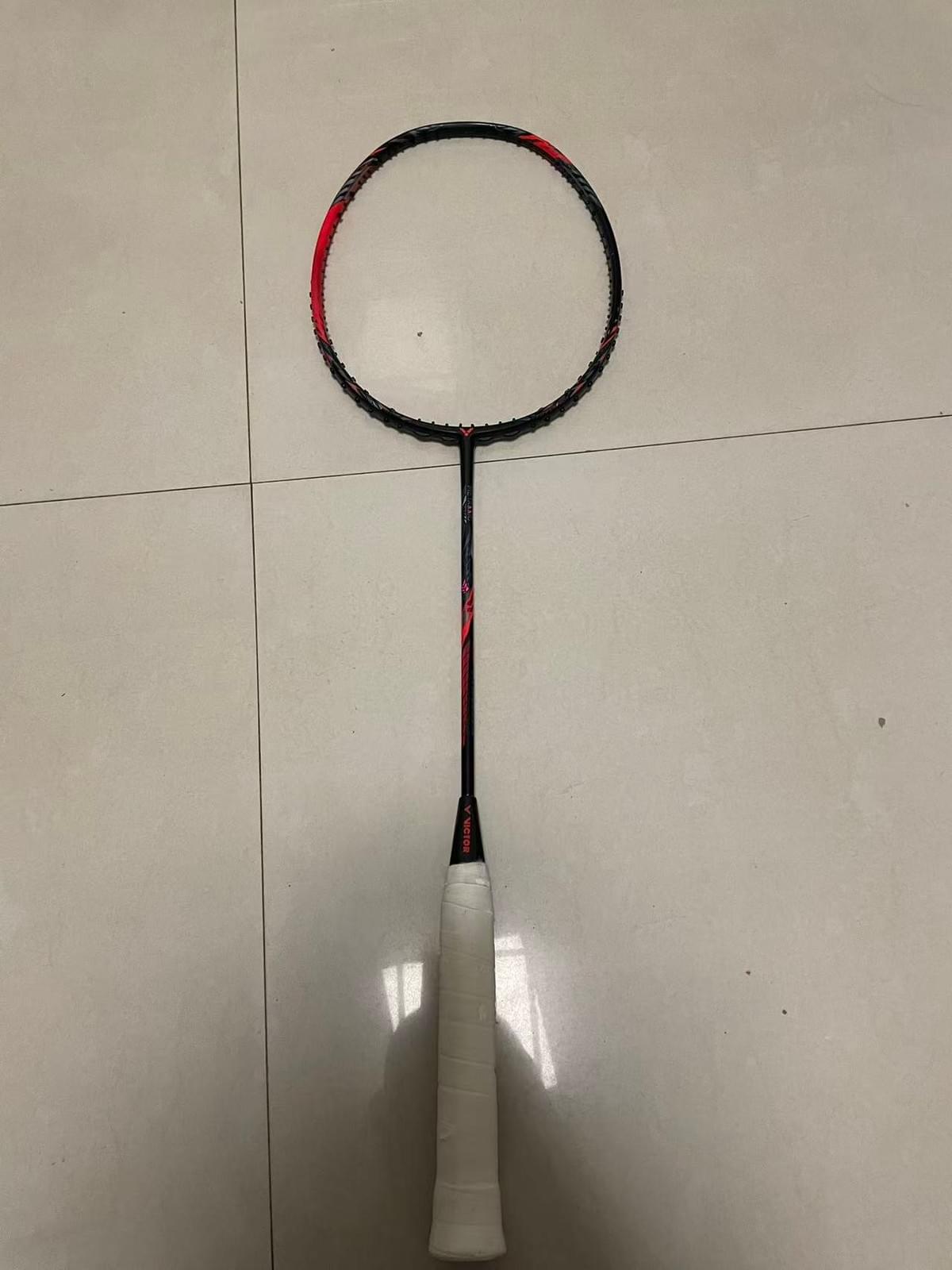 Our customer service team is always ready to provide you with professional advice and support, whether it is purchasing or after-sales, we will wholeheartedly serve you to ensure you have the best shopping experience. excellent customer service What are we doing Selling second-hand original factory high-end rackets