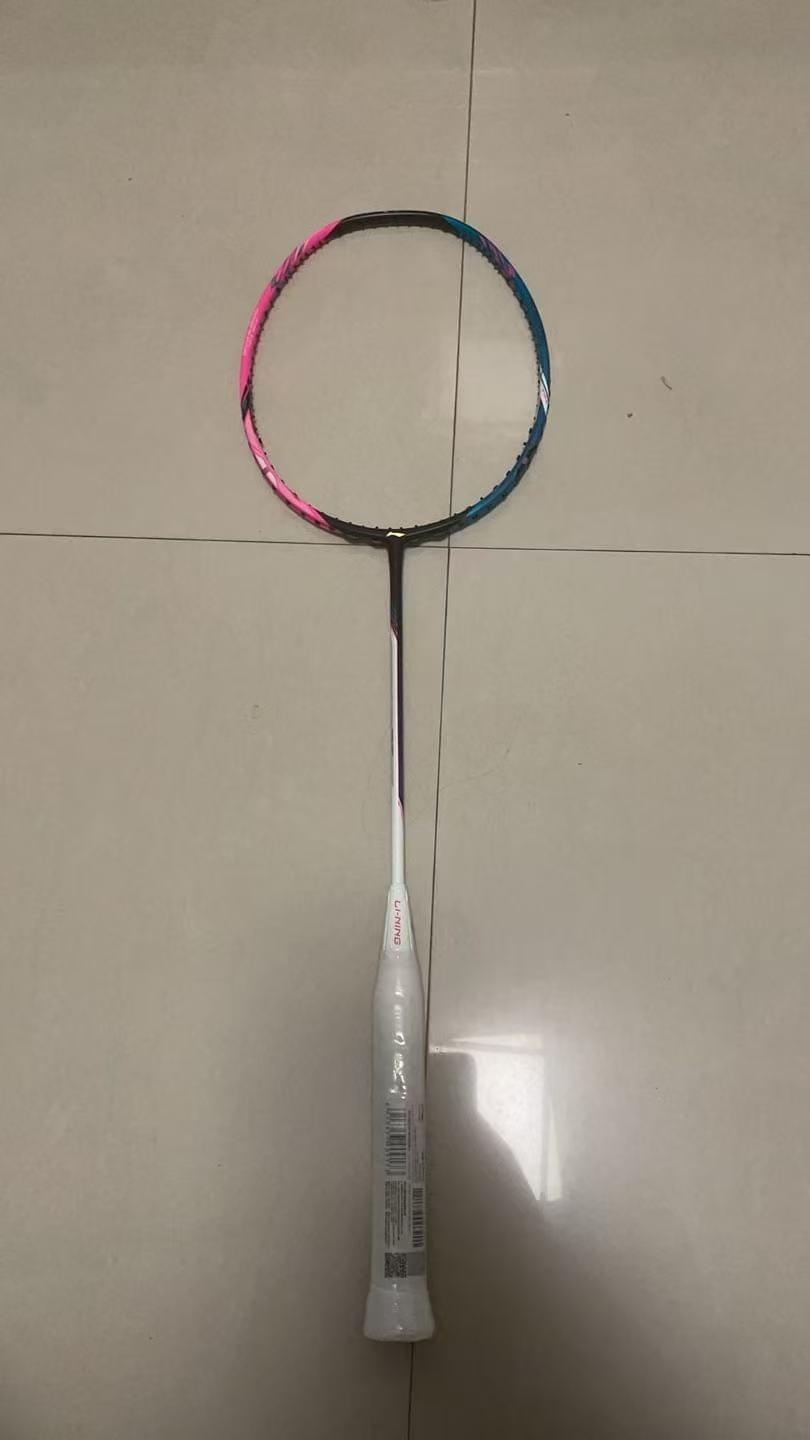 Our customer service team is always ready to provide you with professional advice and support, whether it is purchasing or after-sales, we will wholeheartedly serve you to ensure you have the best shopping experience. excellent customer service What are we doing Selling second-hand original factory high-end rackets