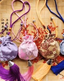 足球衝力射球 考驗你的腳法和爆發力，體驗快樂運動的瞬間 。