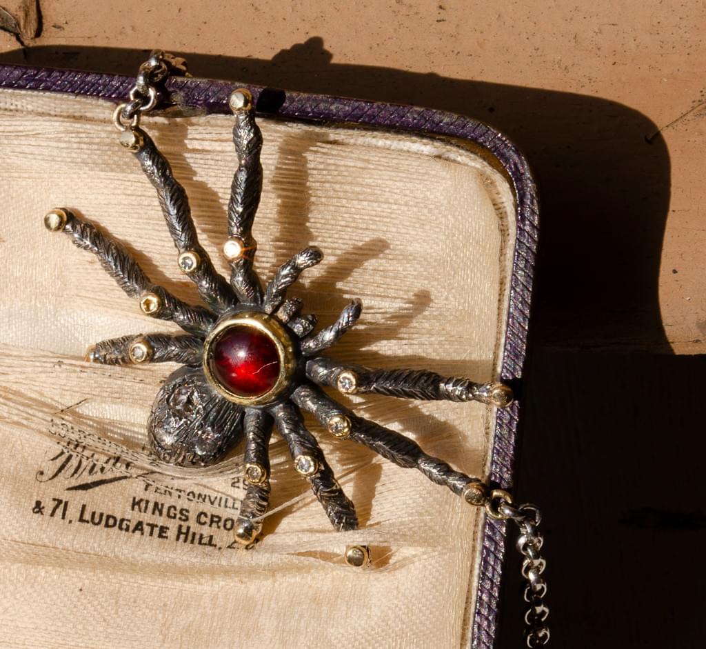 Spider necklace