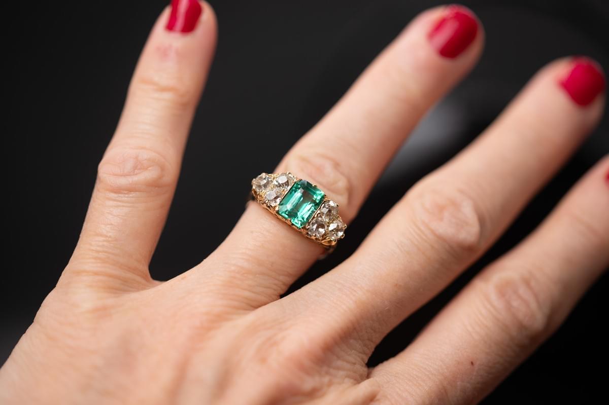 Emerald and diamond ring