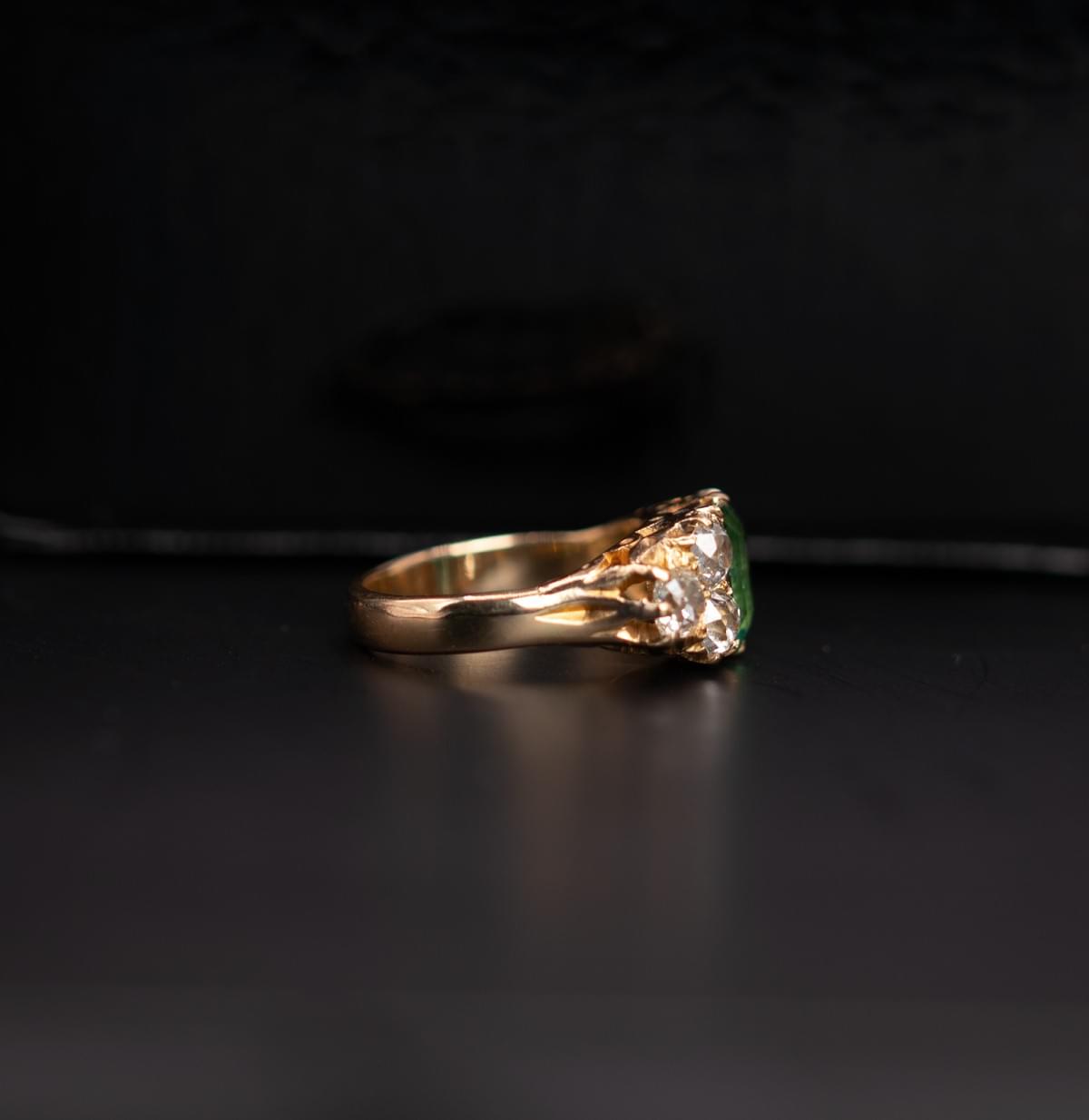 Emerald and diamond ring