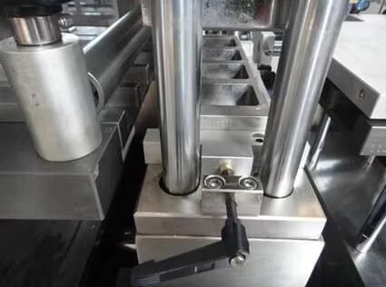 DPP-F Series Automatic Blister Packing Machine 1