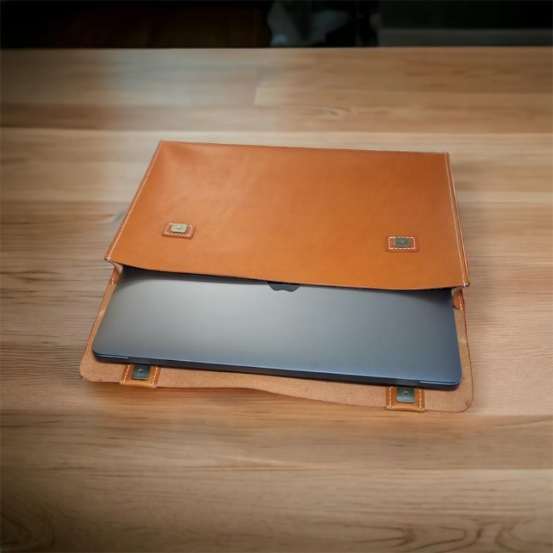 筆電包,筆電套,Macbook電腦包,平板包,平板套,iPad皮套,iPad皮包,手提包,公事包,台灣純手工植鞣皮精品包
