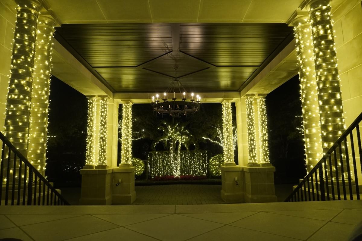 Why LED Lights Are the Best Choice for Holiday Decorating