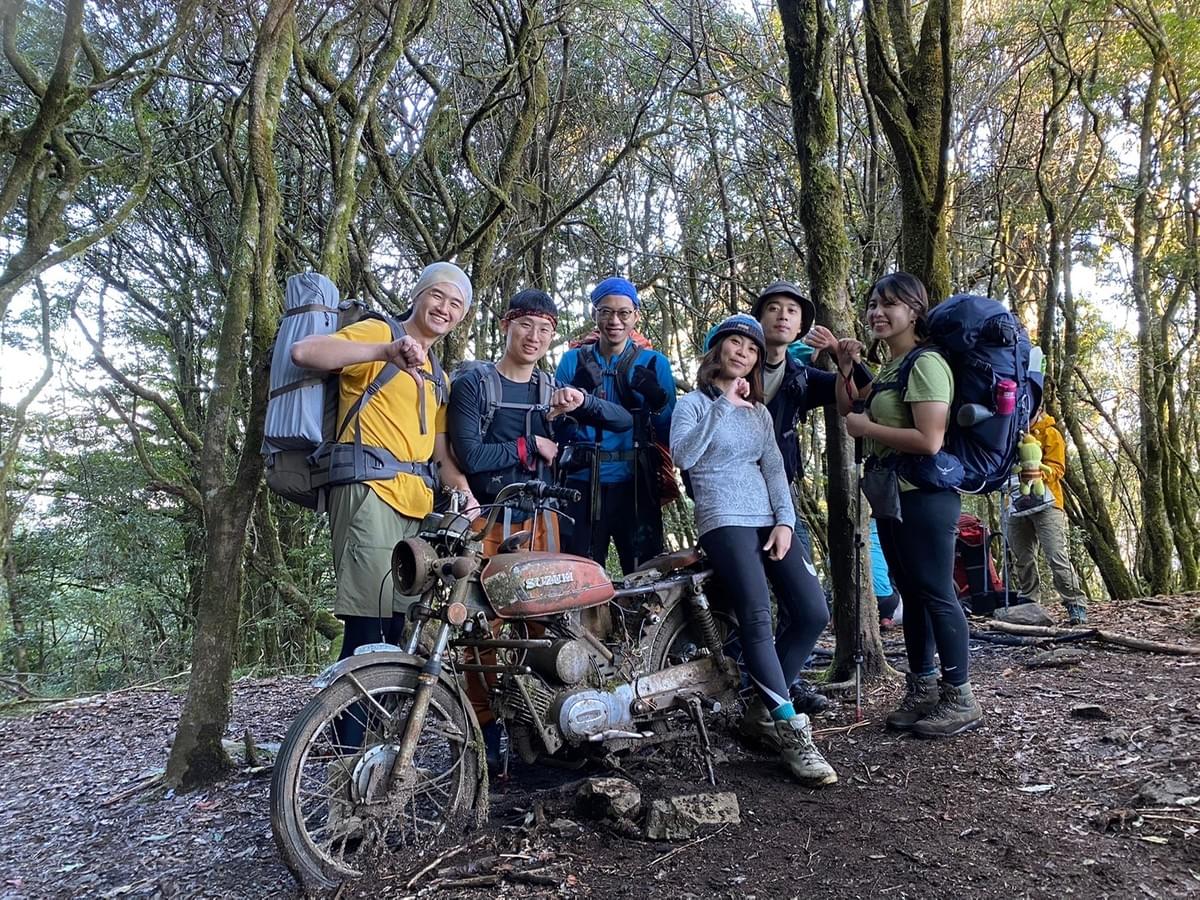 15k檔車處,是個打卡好景點 15k檔車處,是個打卡好景點