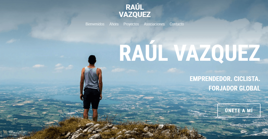 Plantilla brillante de Strikingly