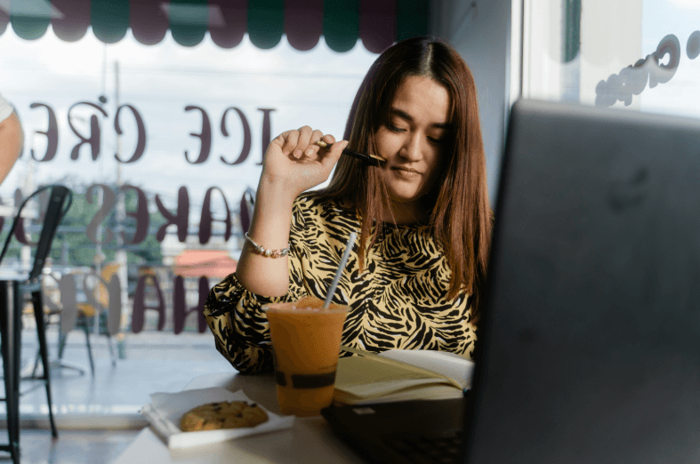 Empodere-se através do trabalho freelance.