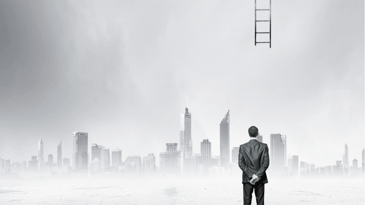 hombre con un negocio en quiebra