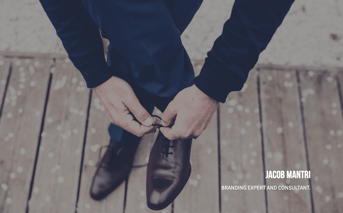 Plantilla de perspectiva de Strikingly