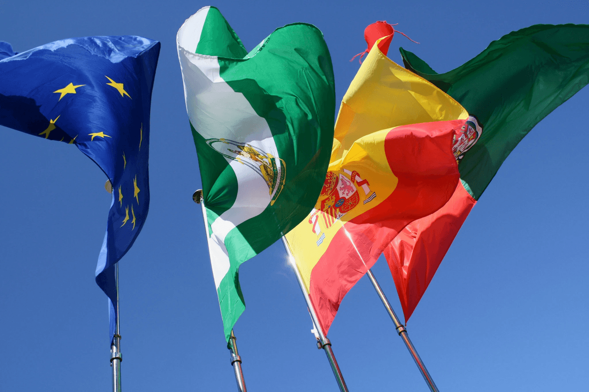 Sitios web multilingües con representación global en diversos idiomas.