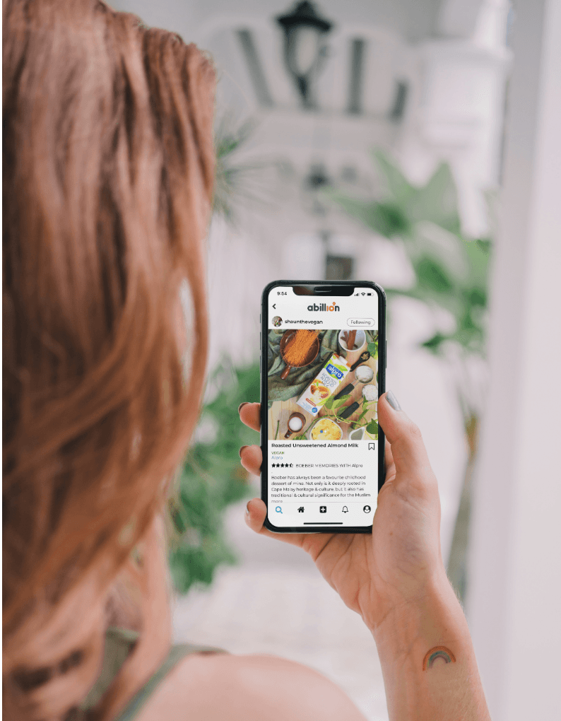 angażująca reklama w relacji na Instagramie z udziałem influencera