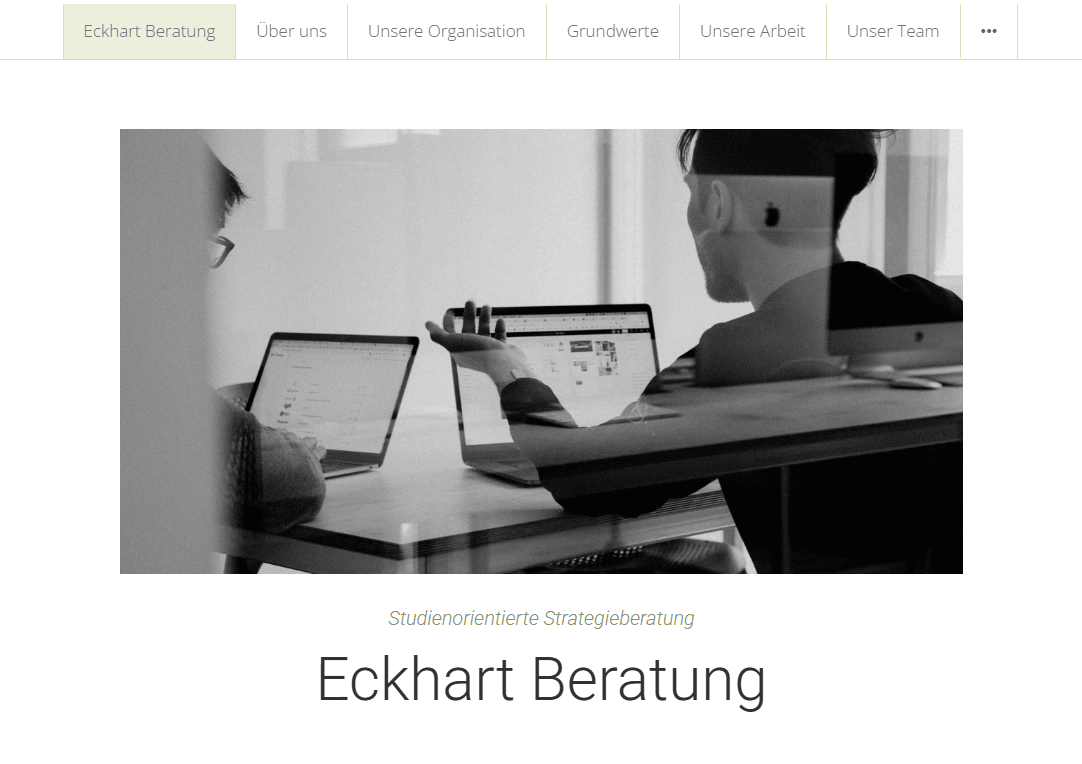 Minimal Template von Strikingly