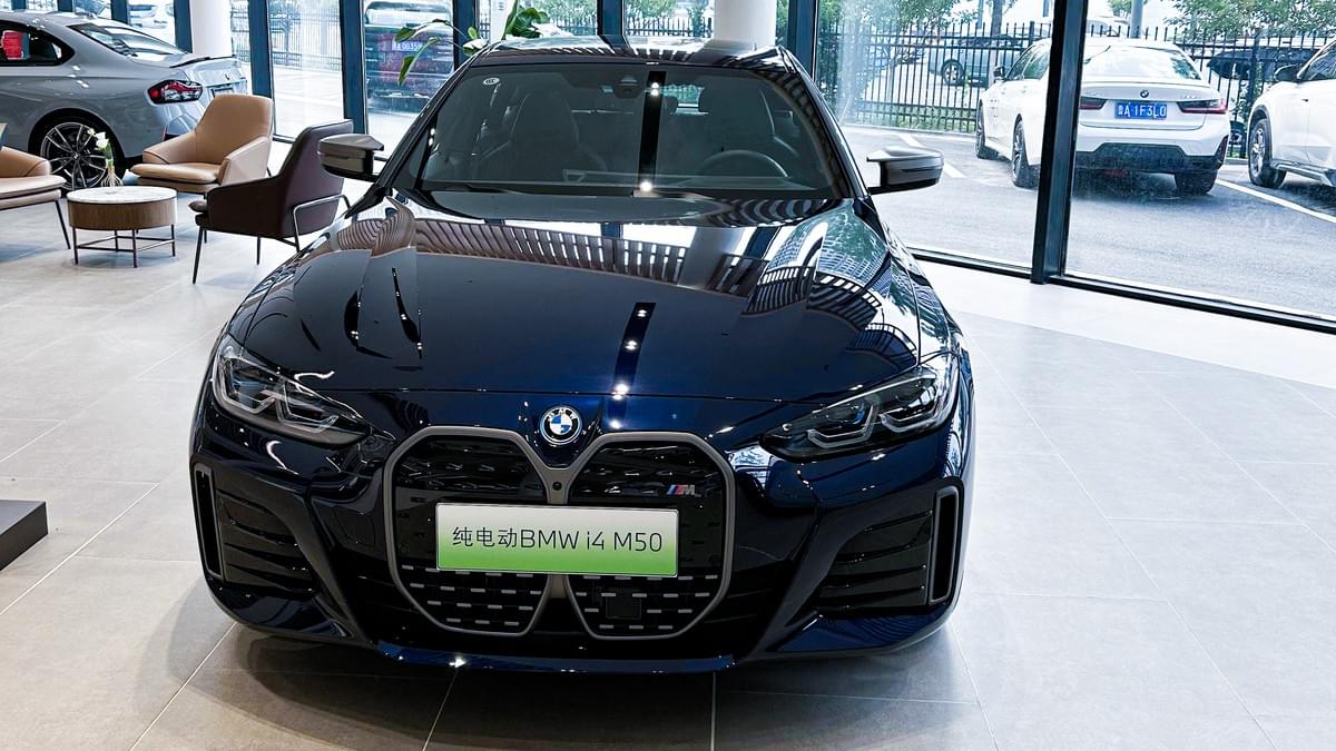 BMW i4 M50