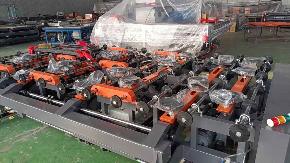 CNC glass cutting line