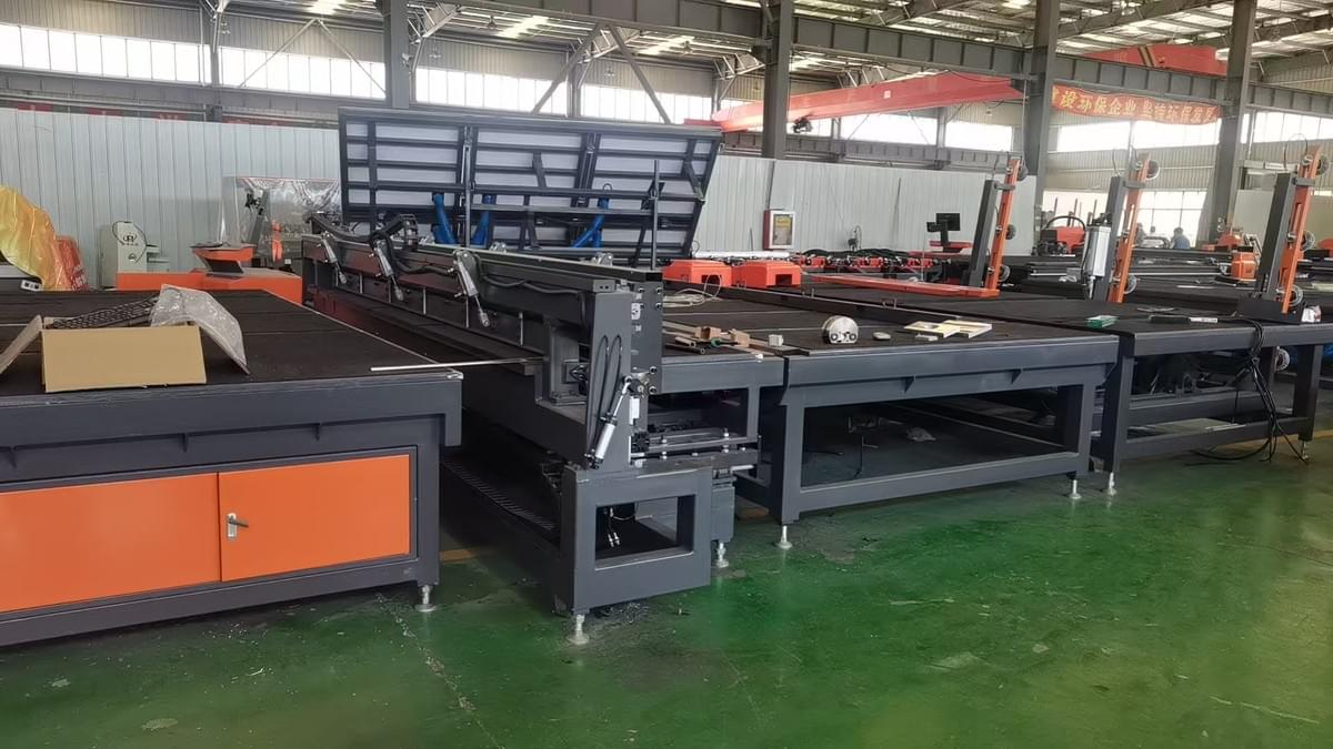 CNC glass cutting line
