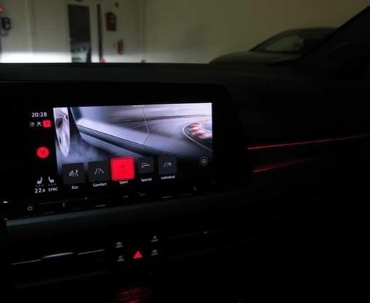 VOLKSWAGEN GOLF VIII GTI CLUBSPORT PACK 45’ ÉDITION – 2.0 TSI 300 CH DSG7