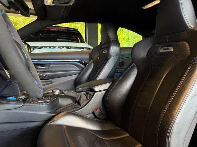 BMW M4 COUPÉ – 431 CH M-DKG ALPINWEISS III 