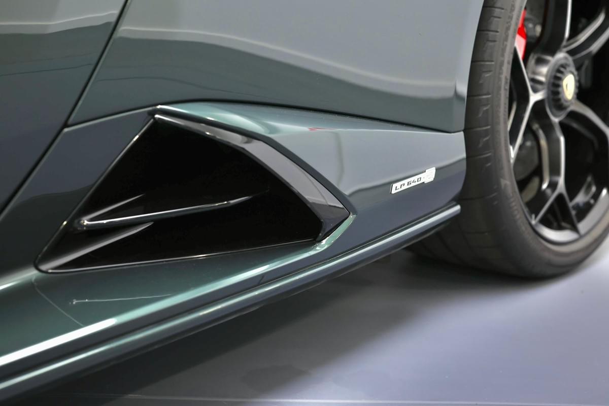 LAMBORGHINI HURACÁN TECNICA MY24 
