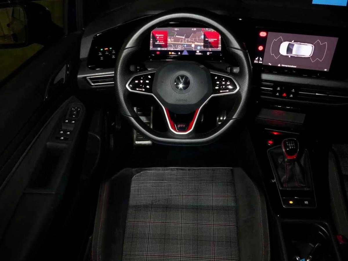 VOLKSWAGEN GOLF 8 GTI PERFORMANCE – 2.0 TSI 245 CH – BOÎTE MANUELLE