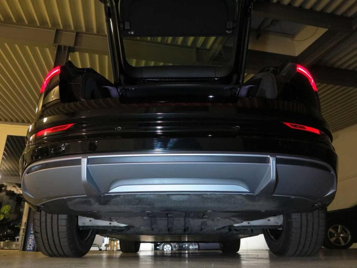 AUDI E-TRON SPORTBACK 55 QUATTRO – 408 CH – S LINE – 100 % ÉLECTRIQUE