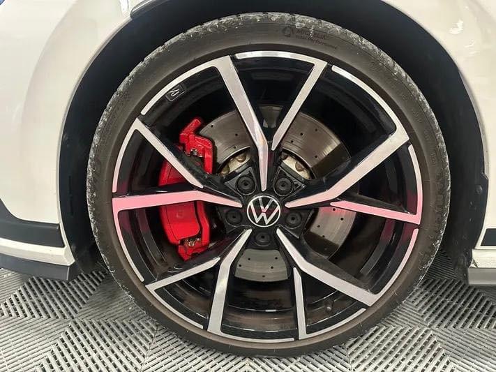 VOLKSWAGEN GOLF 8 GTI CLUBSPORT