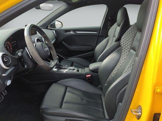 AUDI RS3 SPORTBACK – 2.5 TFSI 400ch QUATTRO S TRONIC 7 – JAUNE PYTHON MÉTALLISÉ