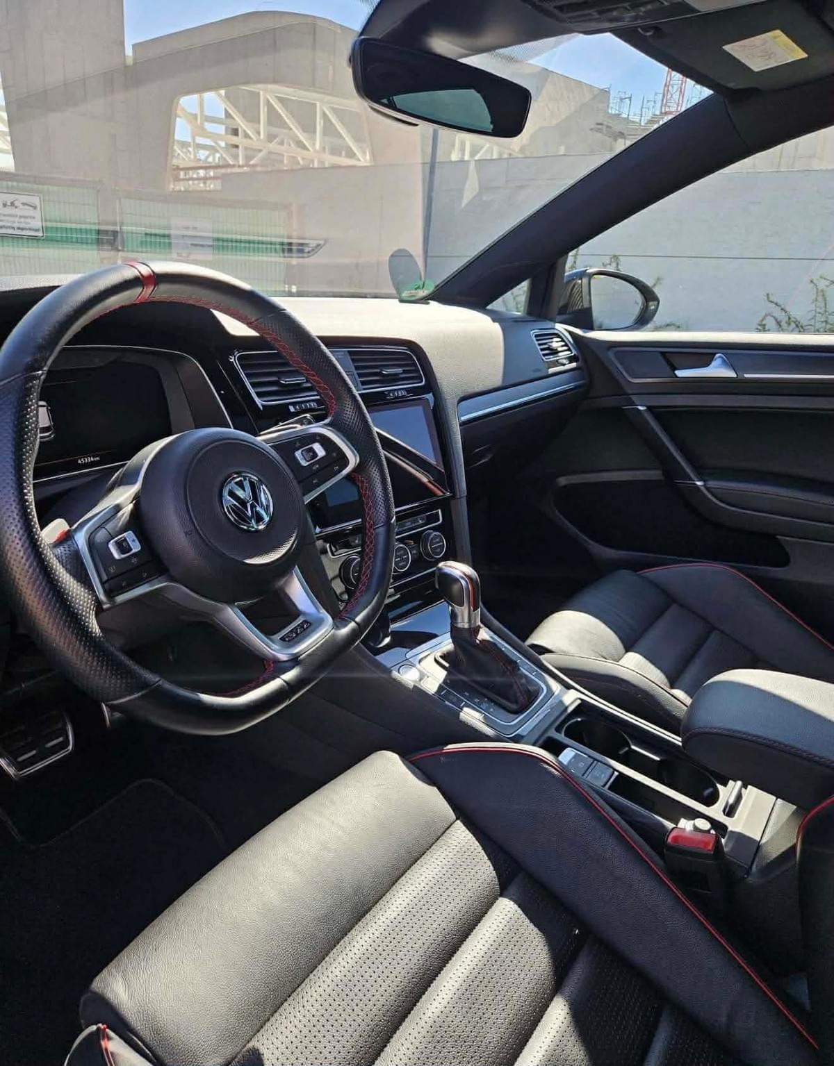 VOLKSWAGEN GOLF 7.5 GTI TCR 290 CH