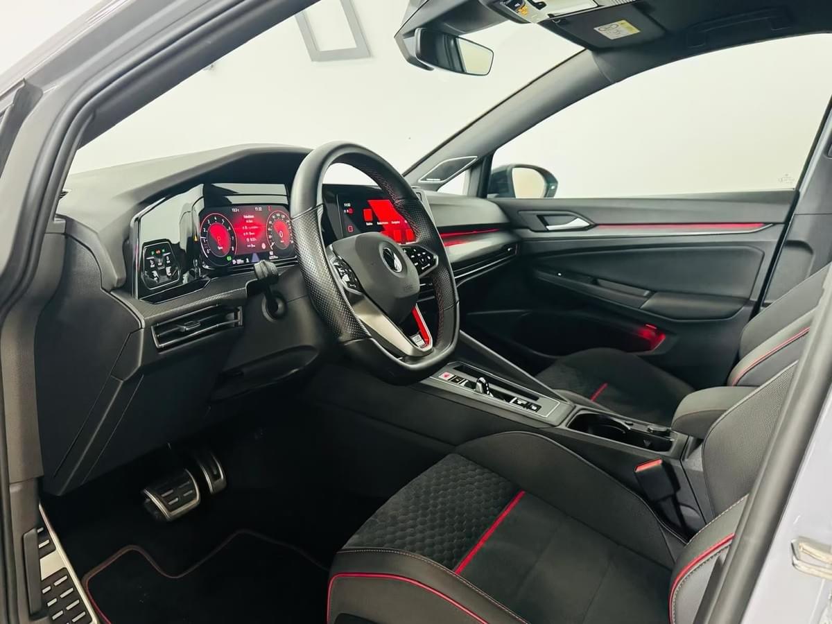 VOLKSWAGEN GOLF 8 GTI ÉDITION 45 ANNIVERSAIRE – 2.0 TSI 300 CH – DSG