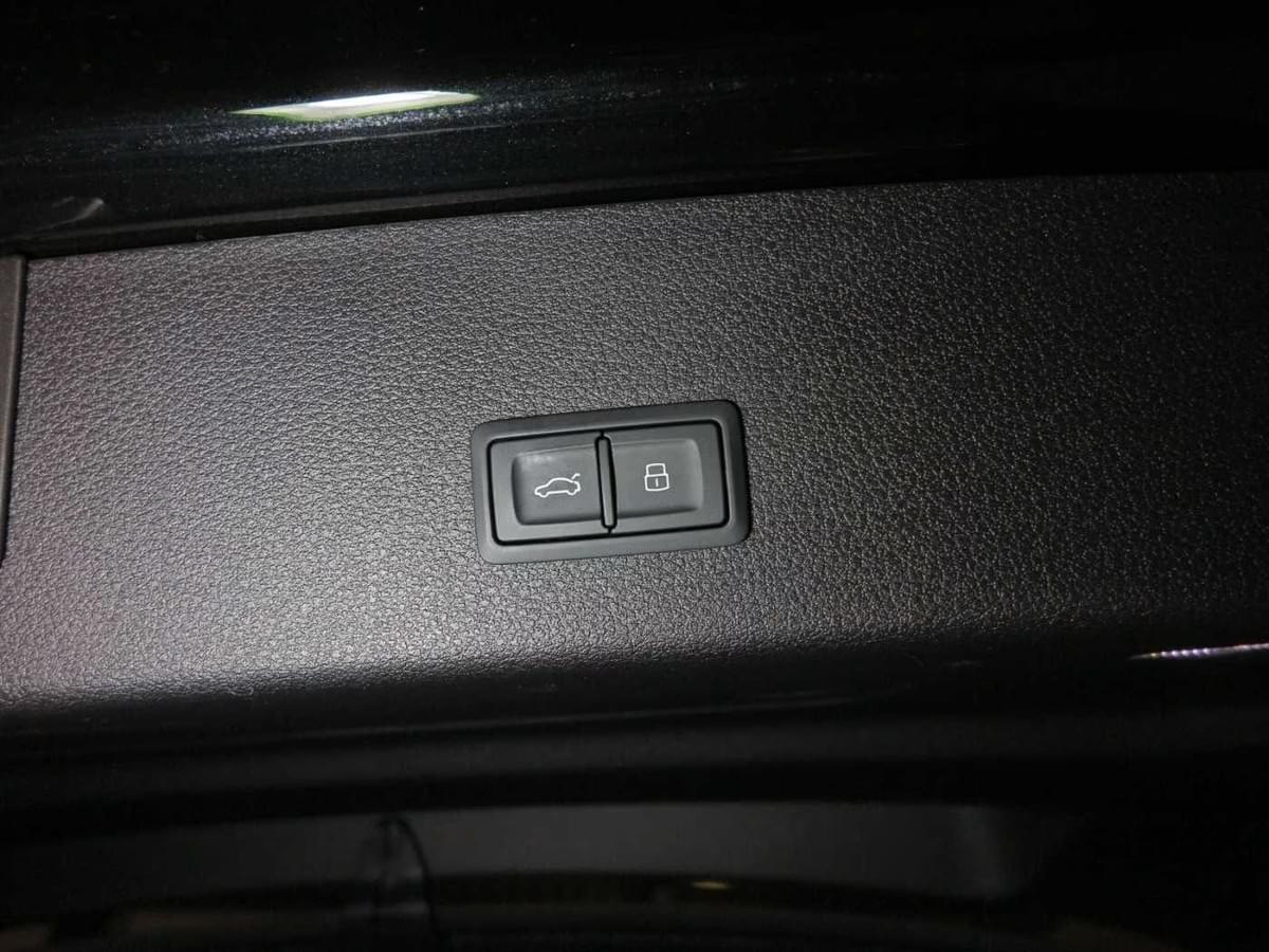 AUDI E-TRON SPORTBACK 55 QUATTRO – 408 CH – S LINE – 100 % ÉLECTRIQUE