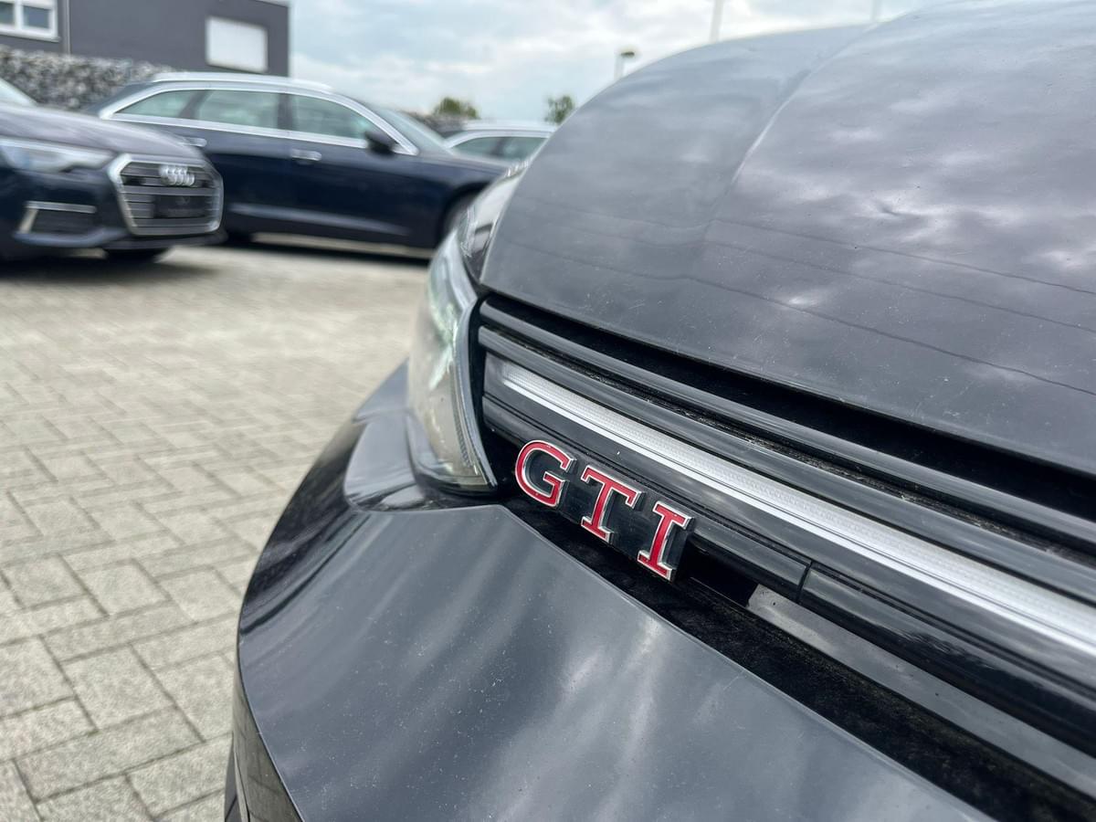 Volkswagen Golf 8 GTI Clubsport – 300 ch – Full Black