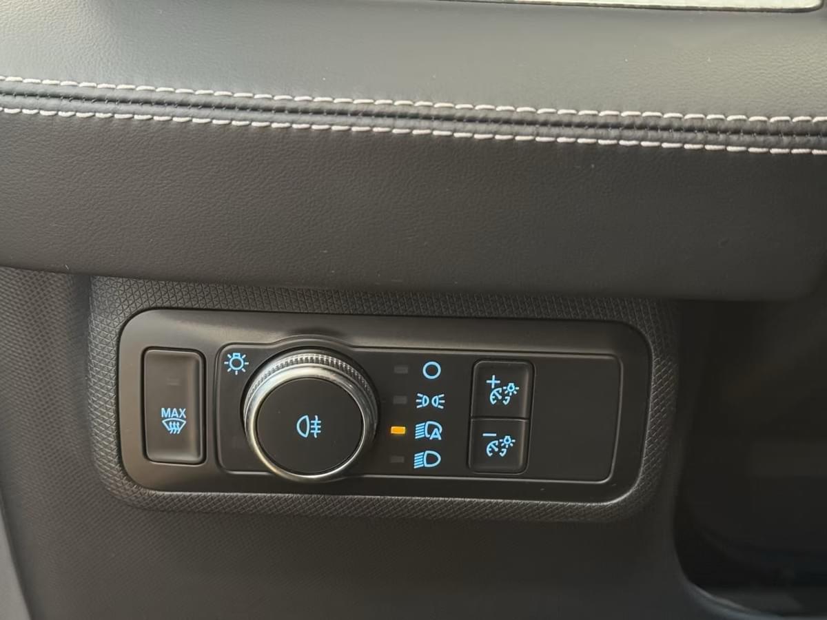 FORD MUSTANG MACH-E 100 % ÉLECTRIQUE – 269 CH – PROPULSION – IRIDIUM BLACK MICA