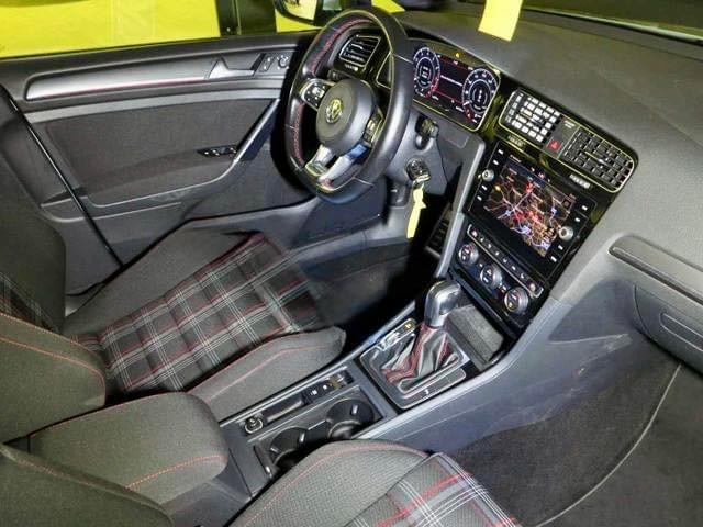 VOLKSWAGEN GOLF 7.5 GTI – 245 CH – DSG7 – TOIT OUVRANT – PURE WHITE 